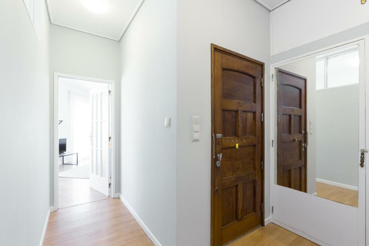 Gaia Metro-2 Bedrooms บีลาโนวาเดกายา ภายนอก รูปภาพ